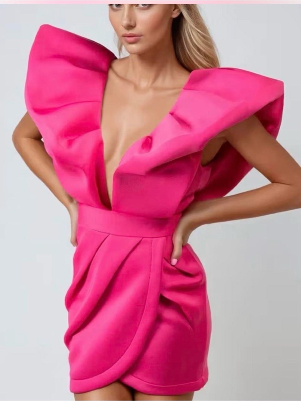 MABLE / Women's Hot Pink Ruffled Plunge Mini Dress/ L / NWT / Ptp-19-20”